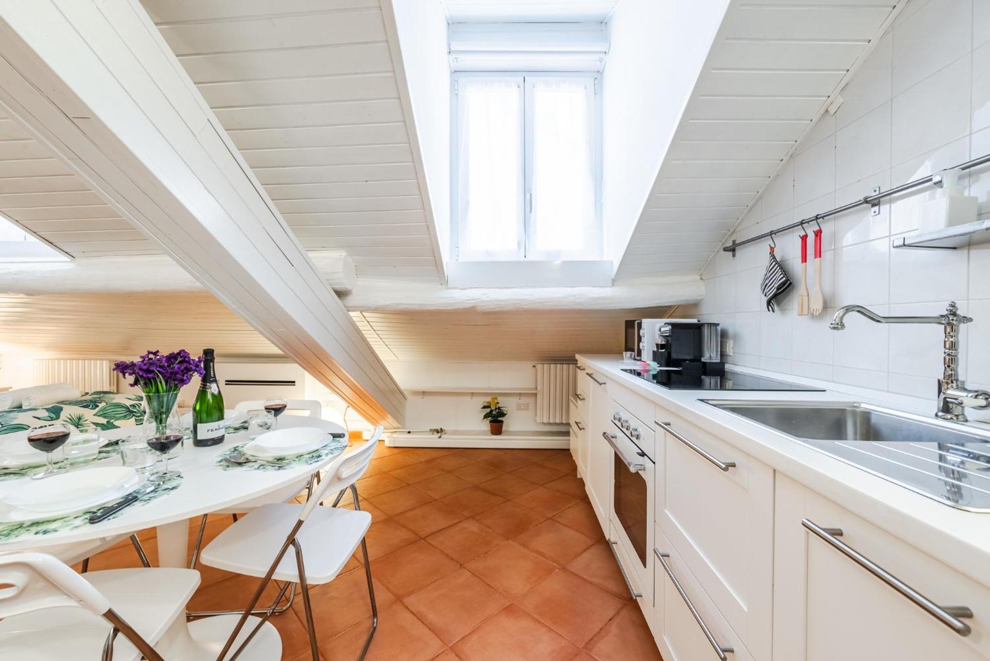 The White Jungle - San Babila Attic Apartment Milan Luaran gambar