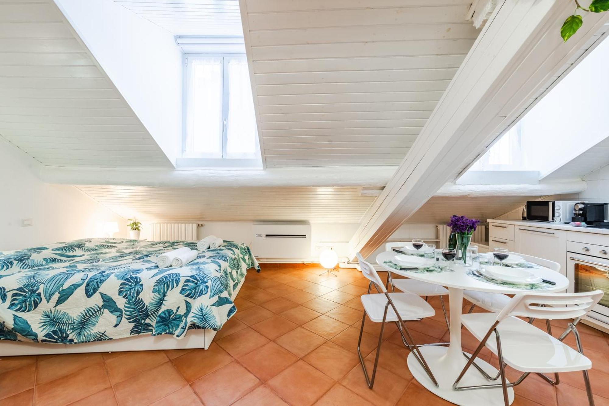 The White Jungle - San Babila Attic Apartment Milan Luaran gambar