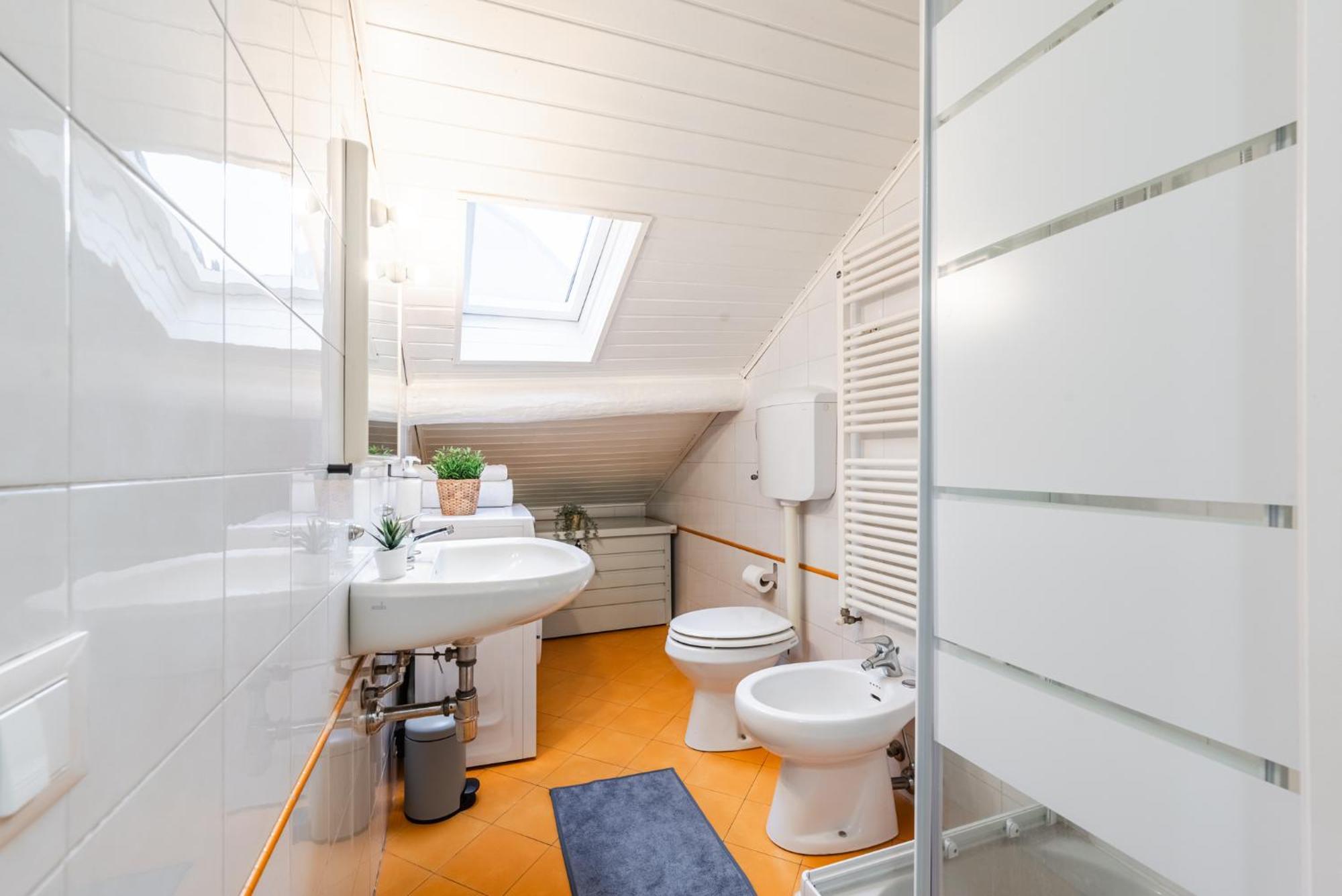 The White Jungle - San Babila Attic Apartment Milan Luaran gambar